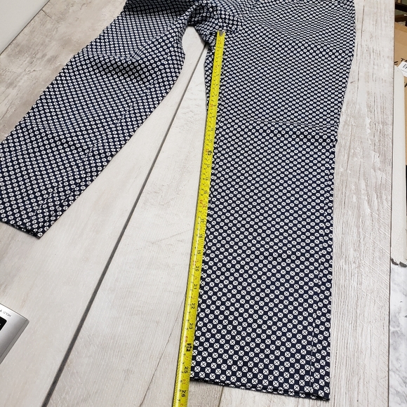 Valerie Bertinelli Cropped Pointi Pants Size 6 Navy White Work Preppy - Picture 4 of 12